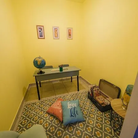 Prázdninový dům L'escapade, Maison De Village Classee Meuble De Tourisme 4 Etoiles *