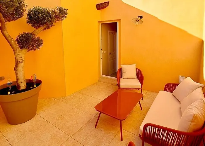 L'escapade, Maison De Village Classee Meuble De Tourisme 4 Etoiles *